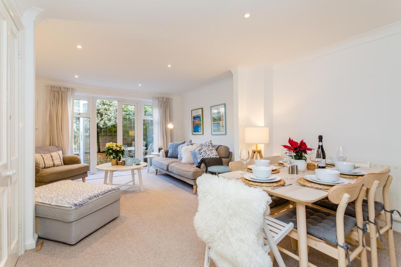 Modern Mews House With Free Parking Space, And Patio By Huluki Sussex Stays Brighton Екстер'єр фото